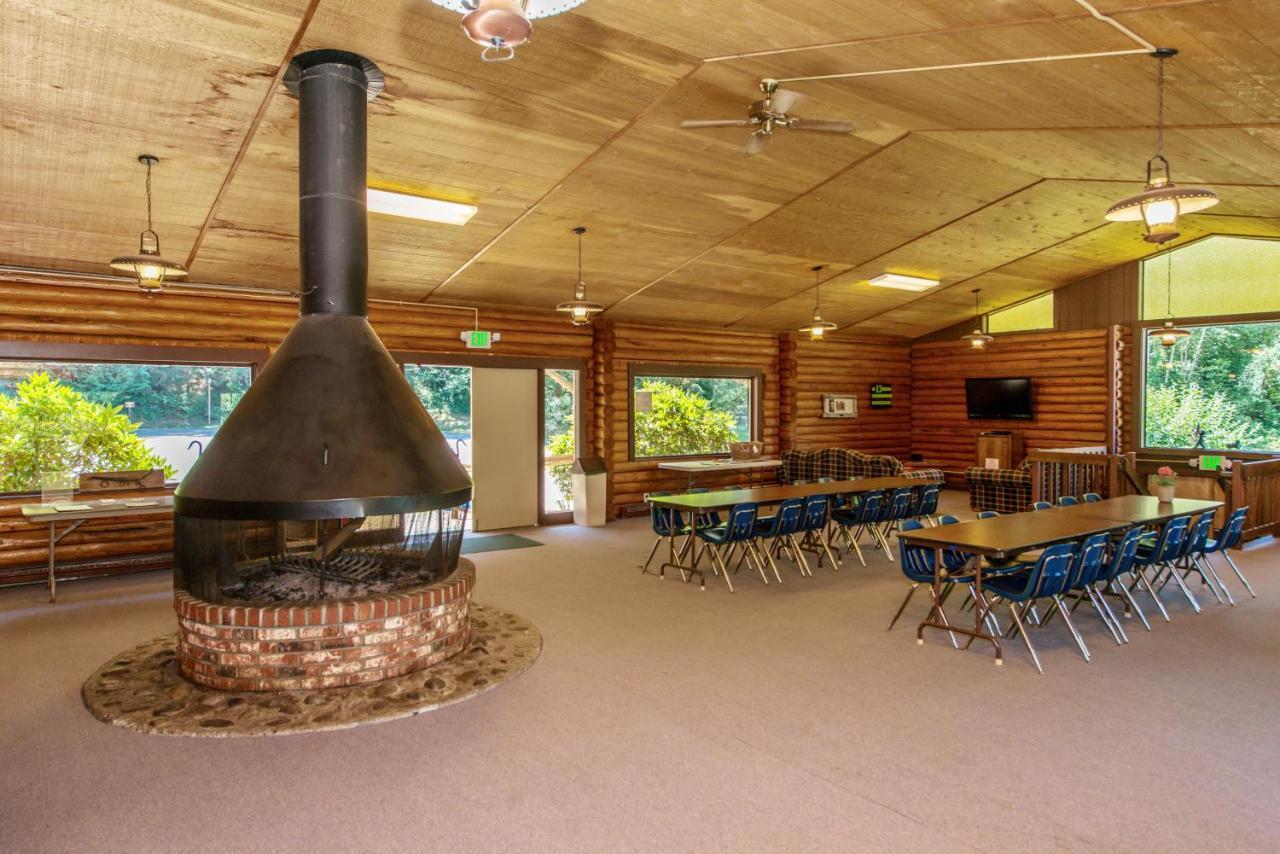 Chehalis Camping Resort Cottage 1 Onalaska Esterno foto